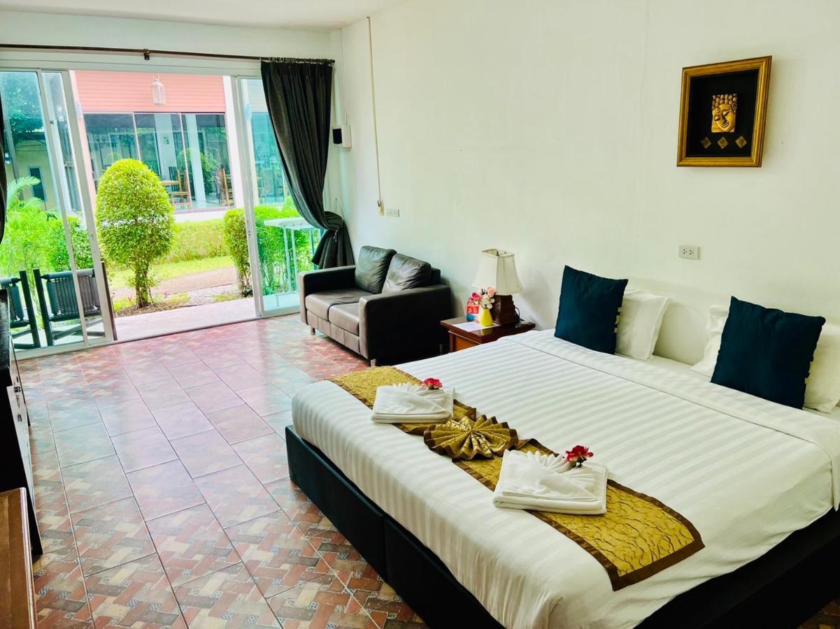 Bora Bora Villa Phuket Csalong Kültér fotó