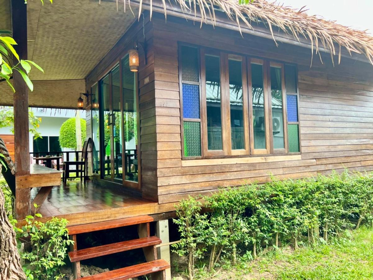 Bora Bora Villa Phuket Csalong Kültér fotó